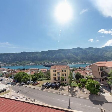 Sailor'S Knot Apartment - Central And Amazing Sea View Kotor Exterior photo