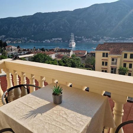 Sailor'S Knot Apartment - Central And Amazing Sea View Kotor Exterior photo