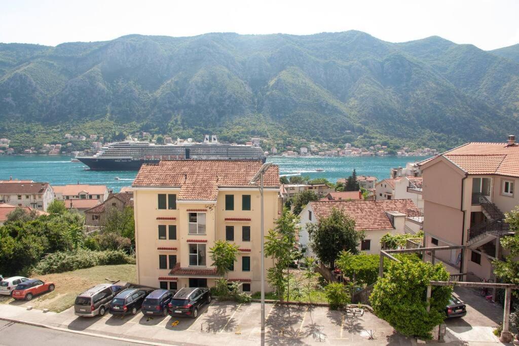 Sailor'S Knot Apartment - Central And Amazing Sea View Kotor Exterior photo