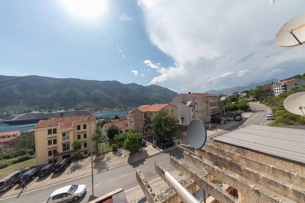 Sailor'S Knot Apartment - Central And Amazing Sea View Kotor Exterior photo